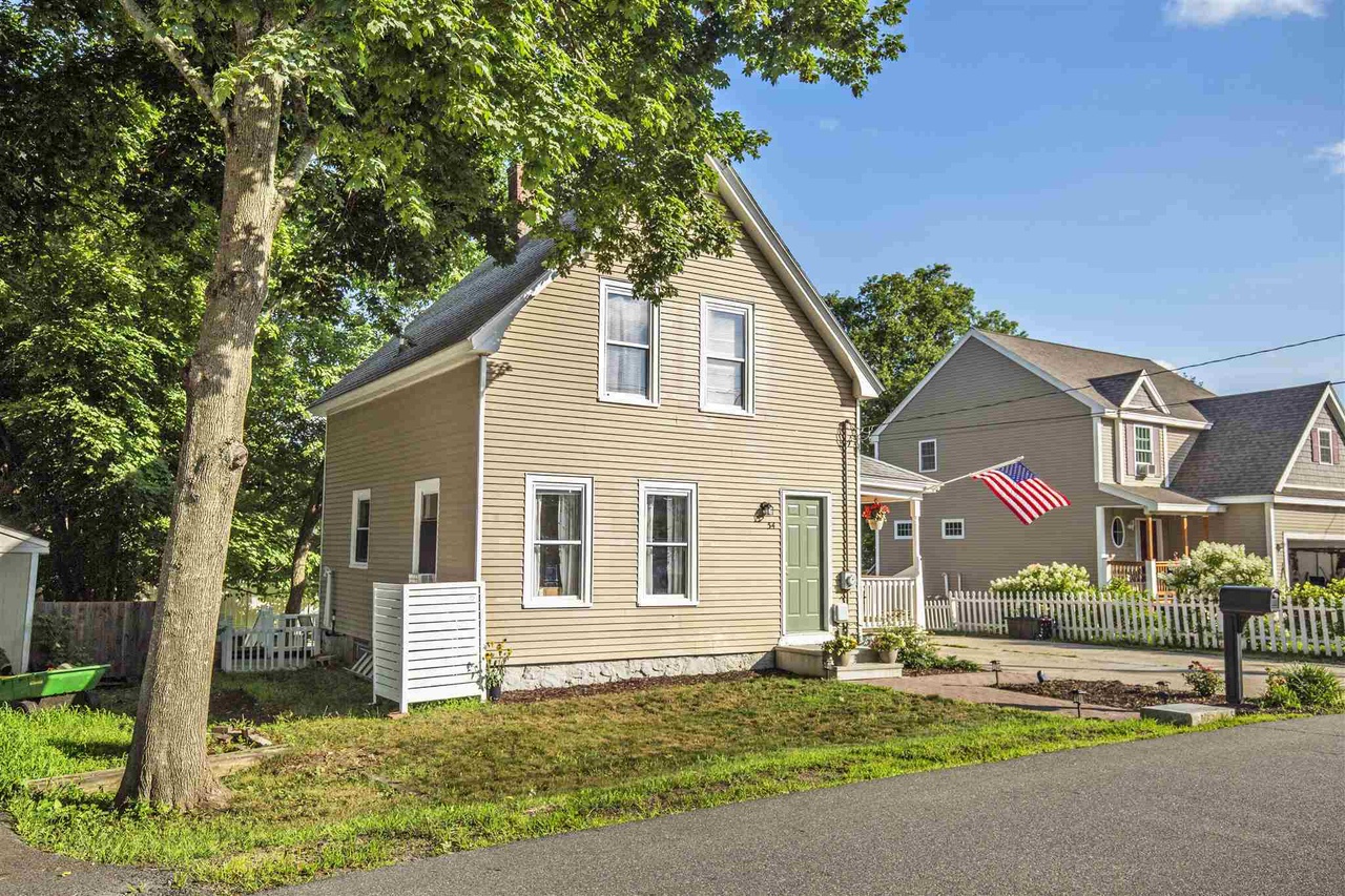 54 Hillside Ave, Derry, NH 03038 MLS 4817148 Redfin