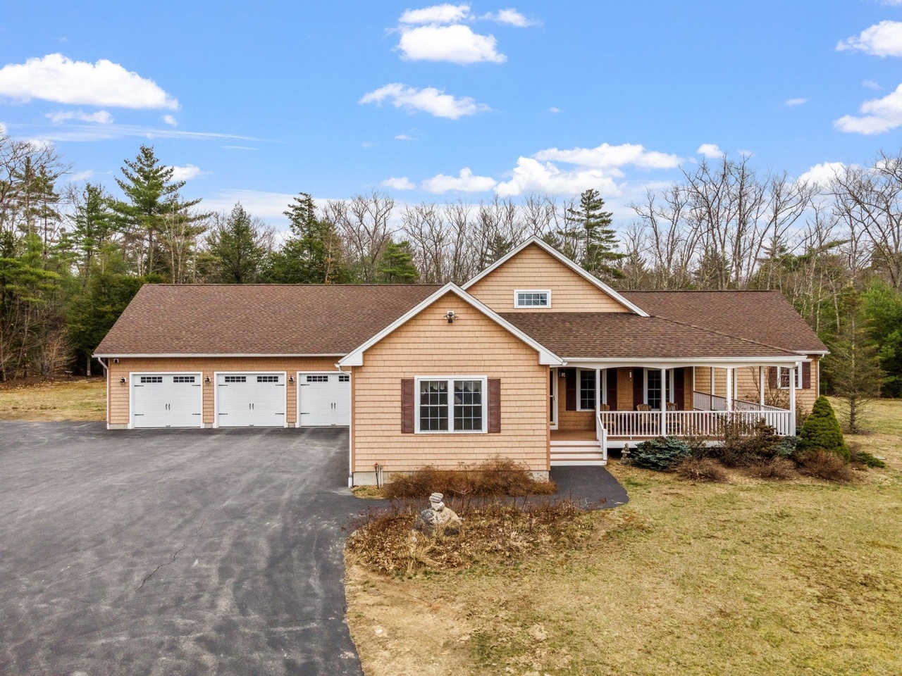 44 McEvoy Ln, Epsom, NH 03234 | MLS# 4949169 | Redfin