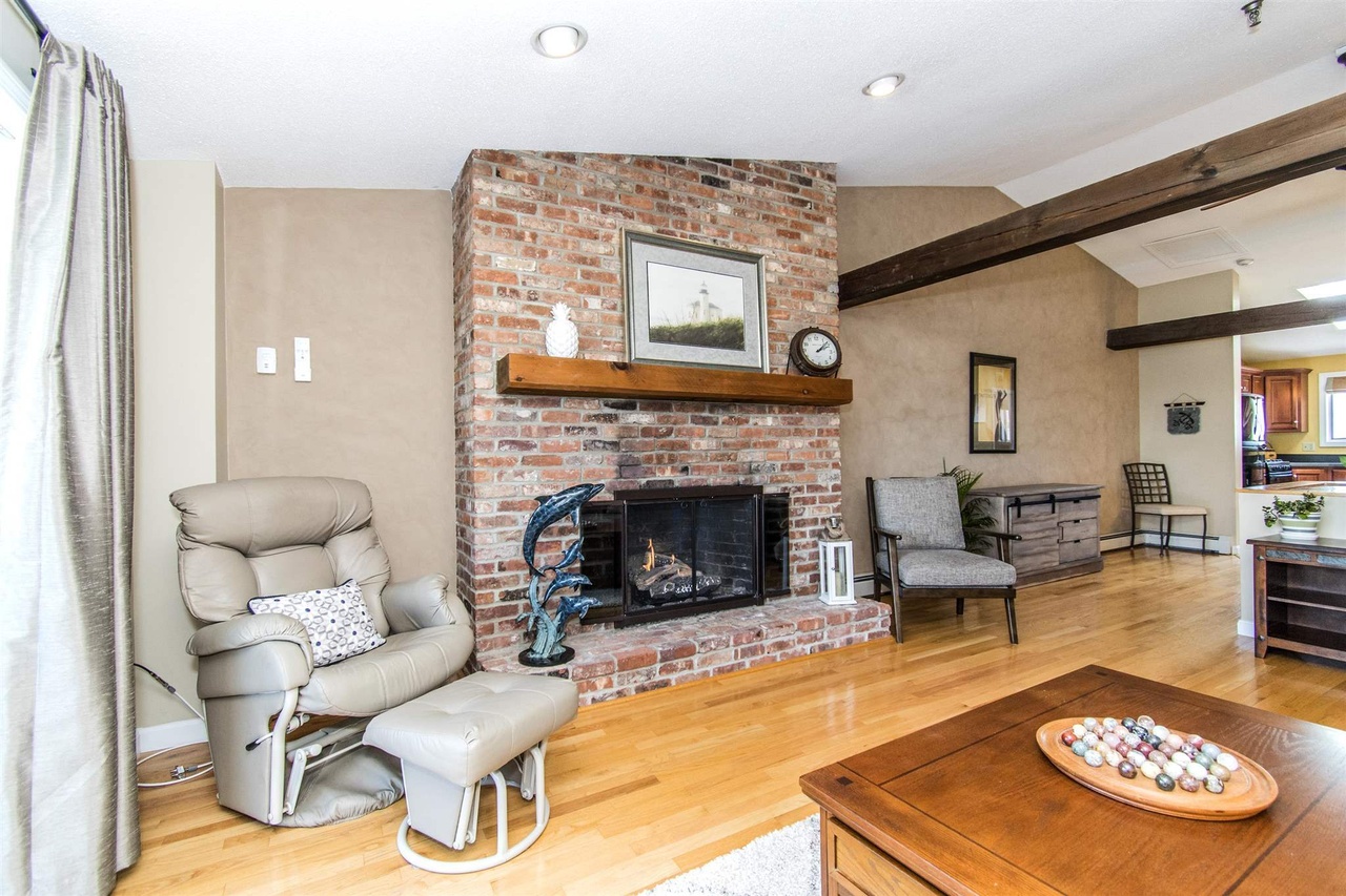 20 Harris Ave 5, Hampton, NH 03842 MLS 4867186 Redfin