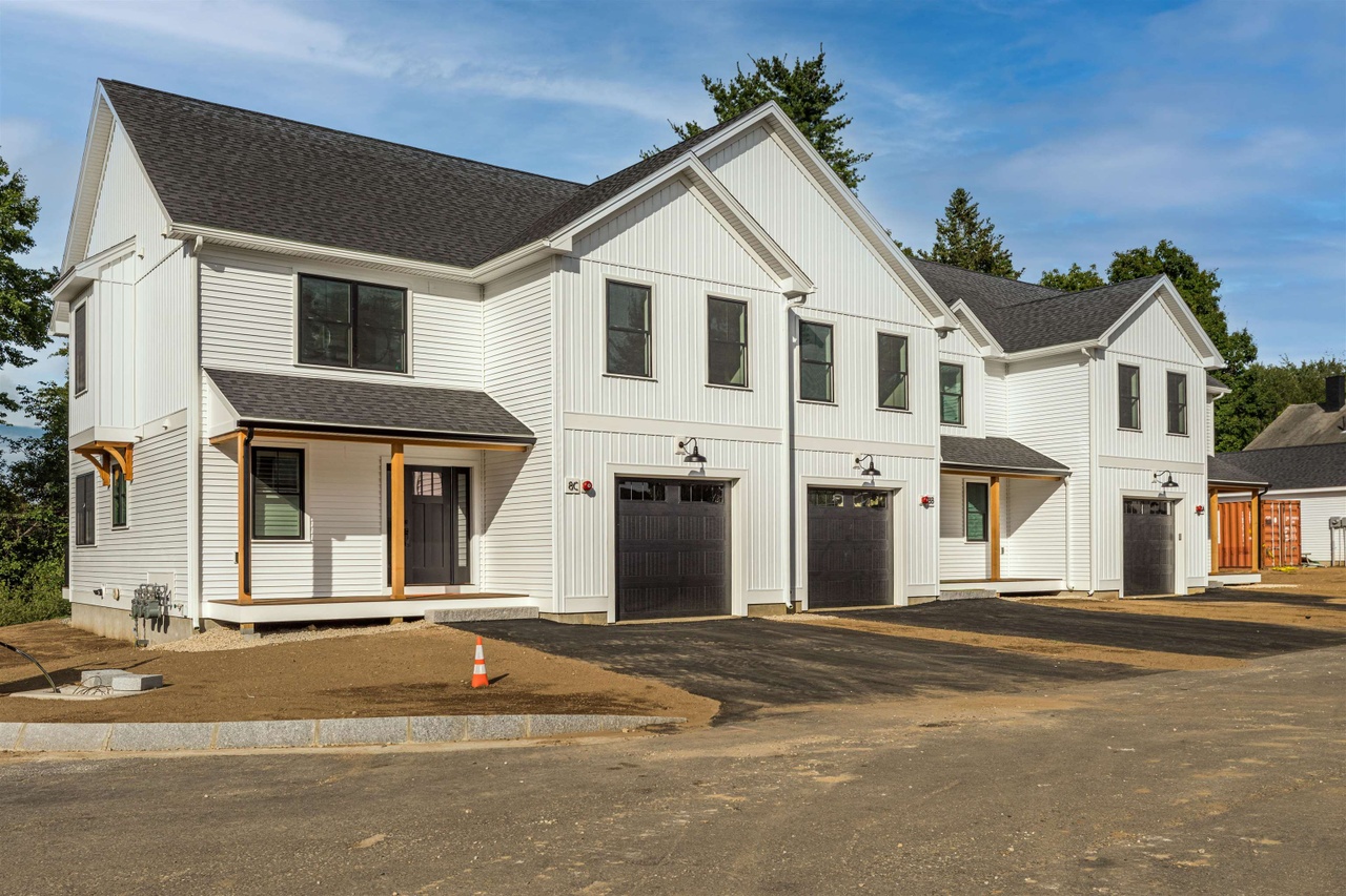 8A Founders Sq Unit A, Greenland, NH 03840 MLS 4911195 Redfin