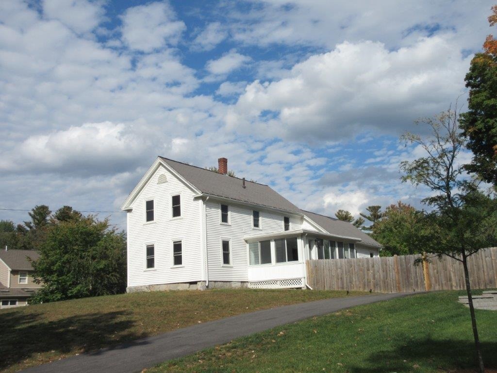 143 Manchester St, Nashua, NH 03064 MLS 4831250 Redfin