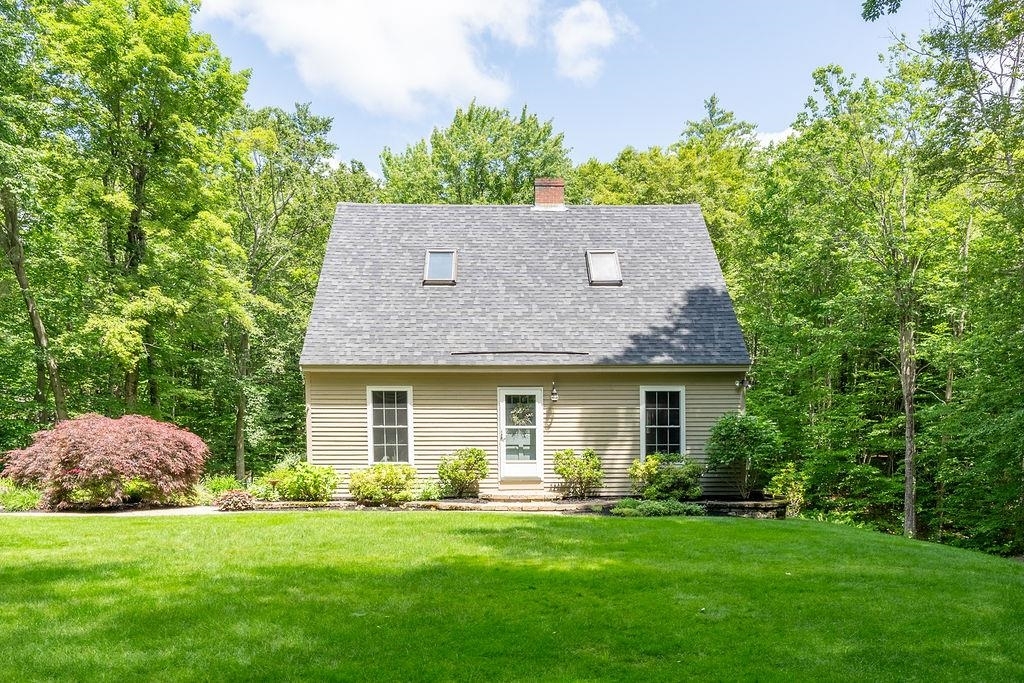 Waterfront Homes For Sale In Strafford County Nh at John Arellano blog