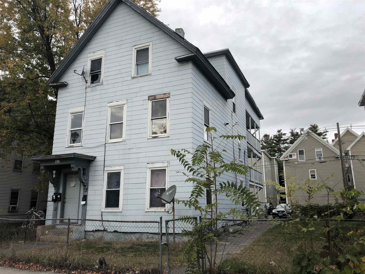 320 Cedar St, Manchester, NH 03103 MLS 4835370 Redfin