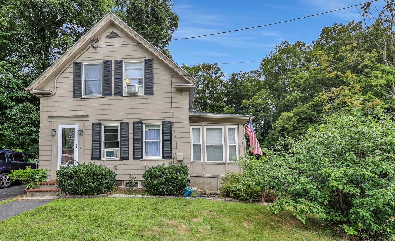10 School St, Salem, NH 03079 MLS 4964374 Redfin