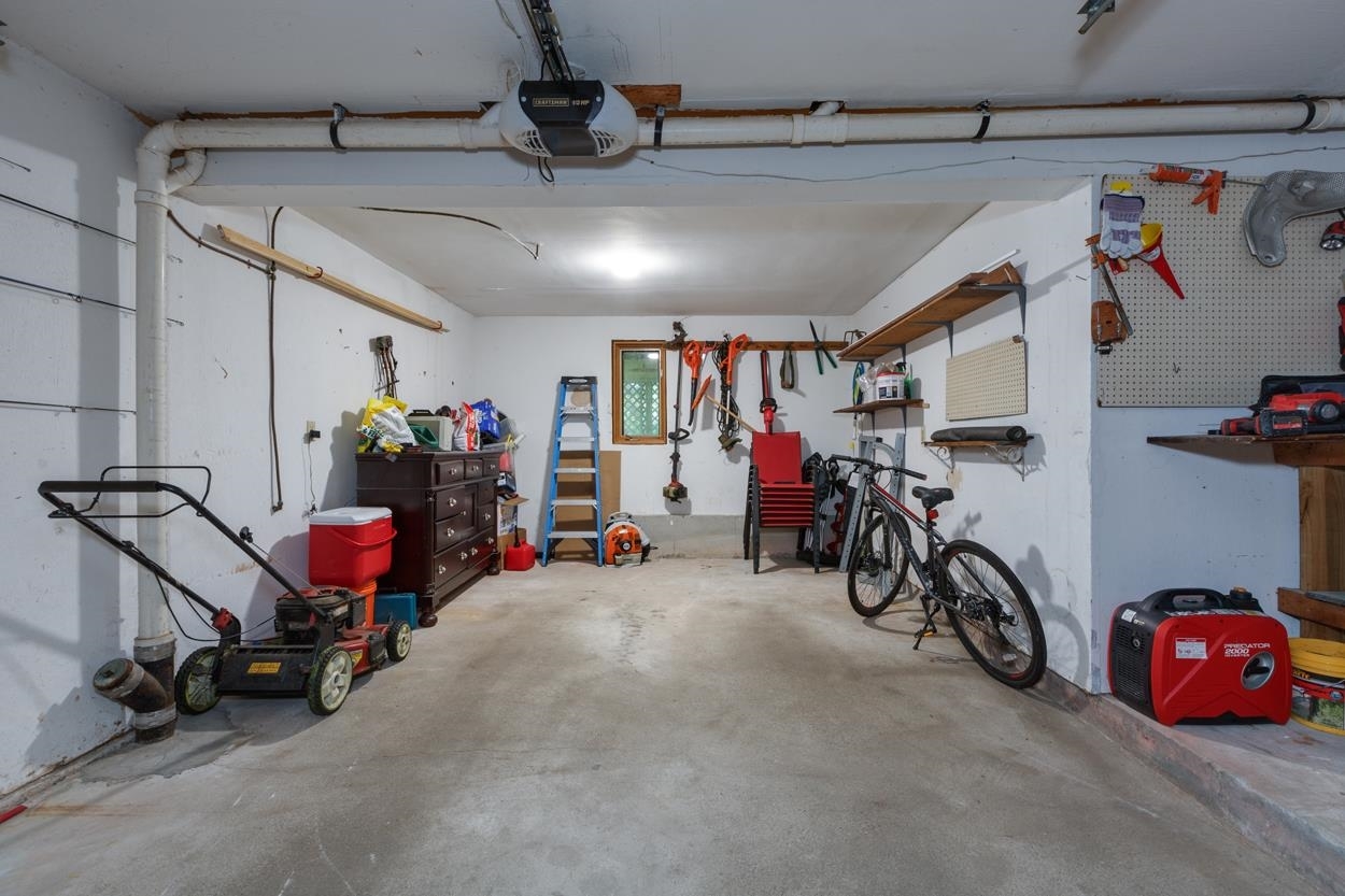 4 Jewell Ln, Derry, NH 03038  MLS# 4962385  Redfin