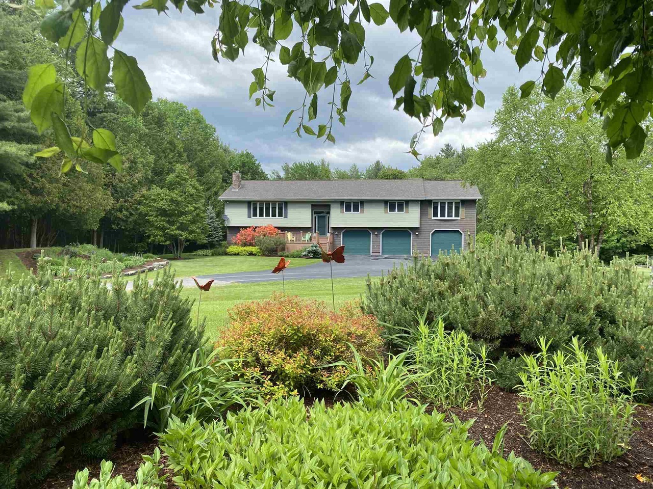 293 Mountain View Drive | Pink Realty