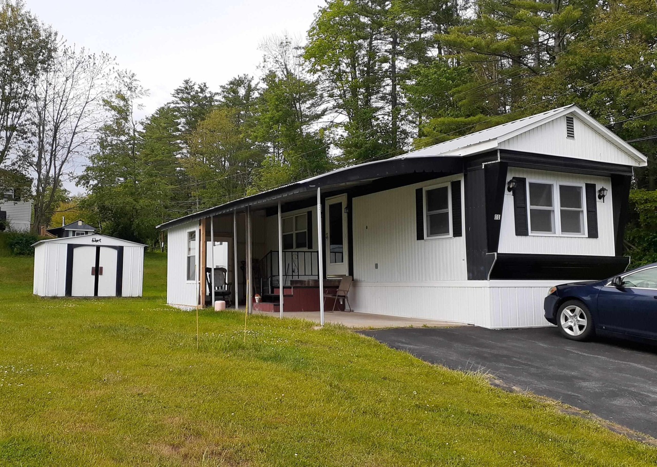 1 Fiske Pl Claremont NH 03743 Redfin 1 Fiske Pl Claremont NH 03743 Redfin