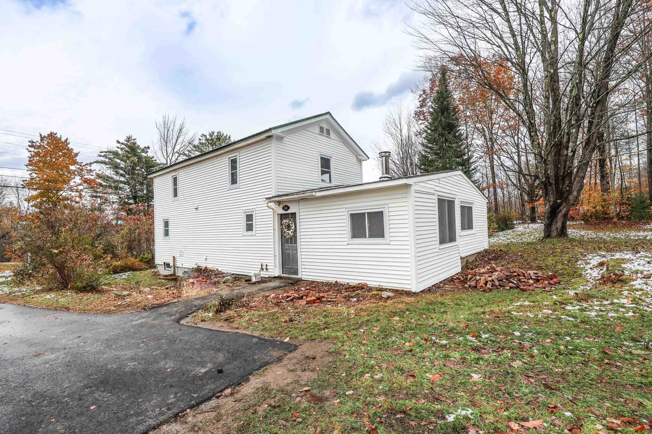 114 Waukewan St, Meredith, NH 03253 MLS 4977506 Redfin