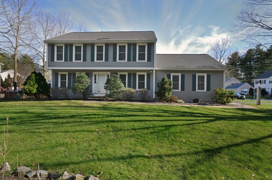 137 Ridge Rd, Nashua, NH 03062 MLS 4801637 Redfin