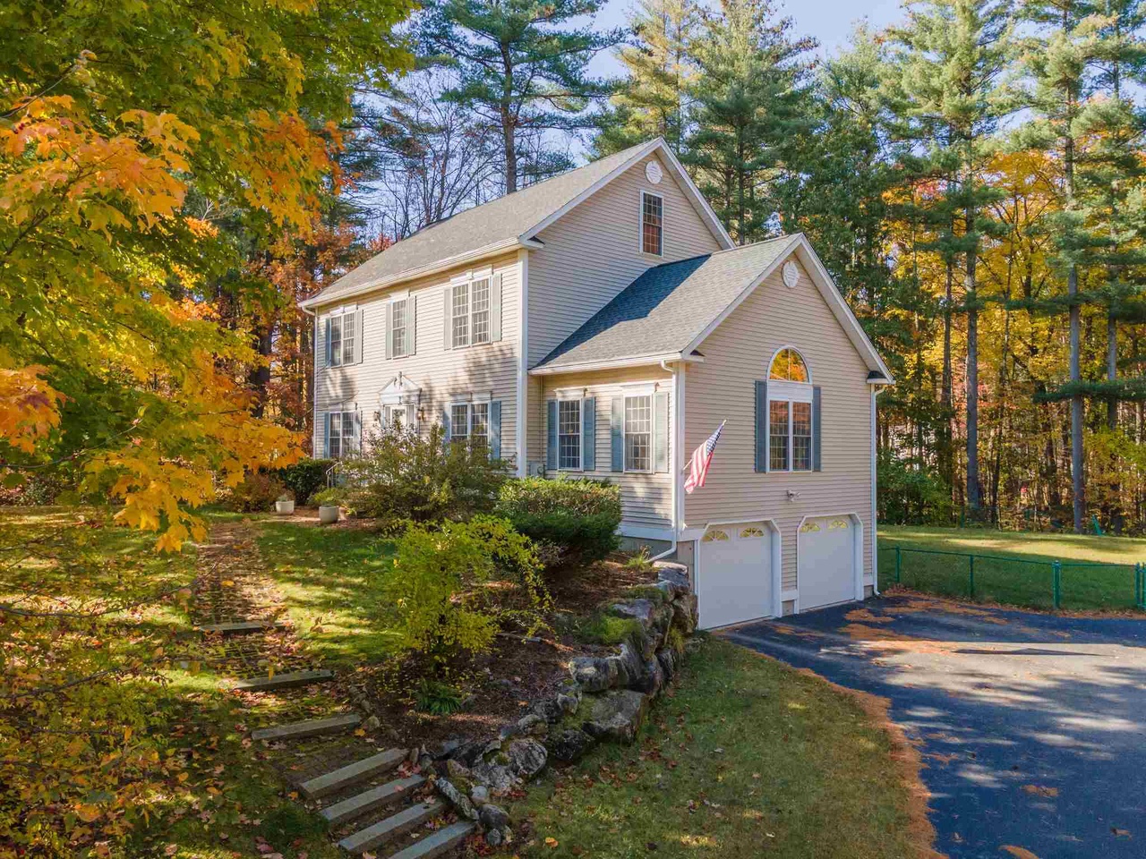 16 TAVISTOCK Dr, Bedford, NH 03110 MLS 4835776 Redfin