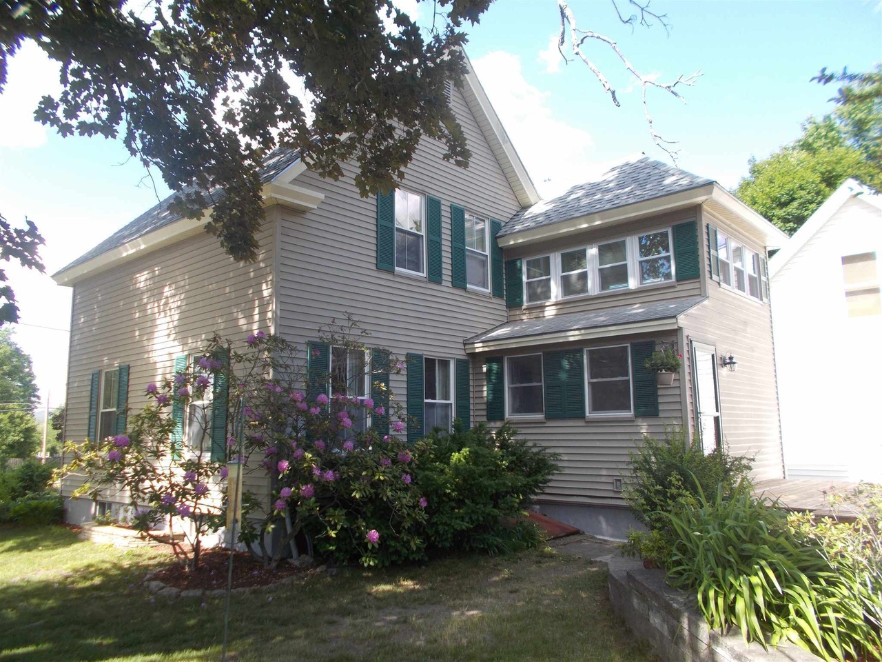 185 South St, Claremont, NH 03743 MLS 4810994 Redfin