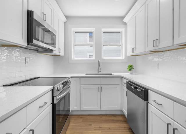 Property at 16 Spring St, Franklin, NH 03235, 3 beds, 1 bath