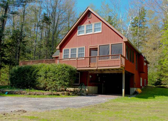 Property at 238 Hemlock Hill Rd, Wardsboro, VT 05355, 5 beds, 2 baths