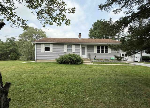 Property at 1 Tuttle Meadow Dr, Rutland City, VT 05701, 3 beds, 2 baths