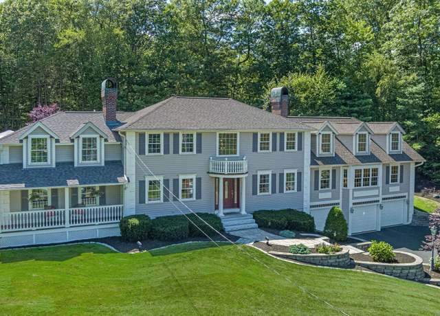 Property at 127 Hooksett Rd, Auburn, NH 03032, 4 beds, 2.5 baths