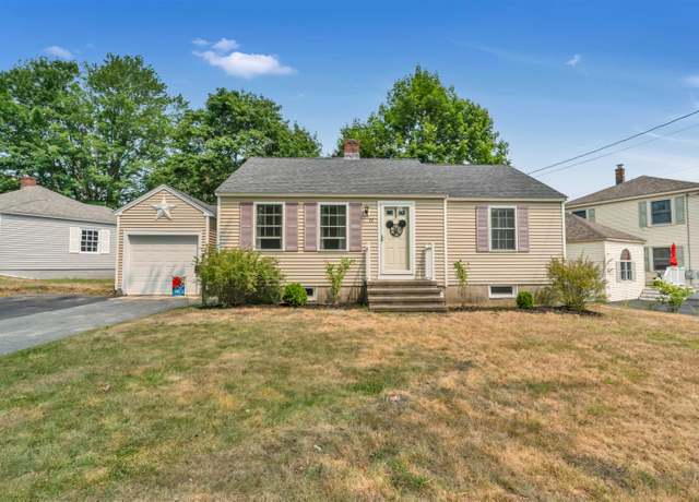 Property at 77 Colonial Dr, Portsmouth, NH 03801, 2 beds, 1.5 baths