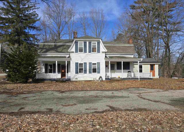 Property at 215 Hillside Ave, Conway, NH 03818, 3 beds, 1 bath