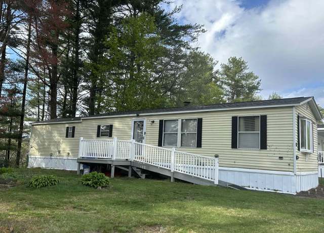 Property at 84 Pinyon Pl, Londonderry, NH 03038, 2 beds, 1.5 baths