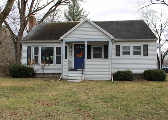 Property at 68 Jackson Ave, Rutland City, VT 05701, 4 beds, 2 baths