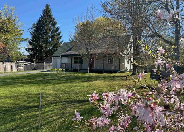 Property at 23 Fairview Cir, Middlebury, VT 05753, 4 beds, 2 baths