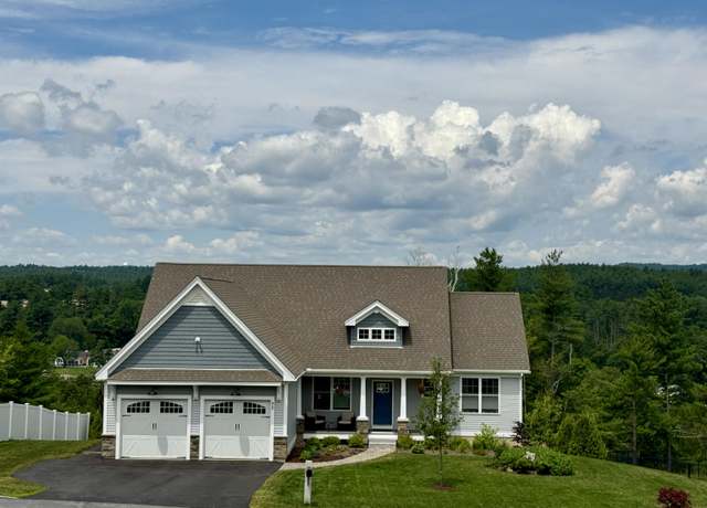 Property at 22 Hummingbird Dr, Manchester, NH 03104, 4 beds, 3 baths