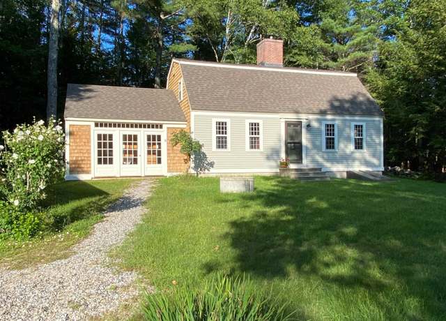 Property at 6 Marisue Ter, Tuftonboro, NH 03816, 2 beds, 1.5 baths