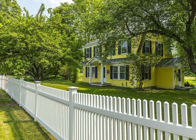 Property at 100 Pomfret Rd, Woodstock, VT 05091, 4 beds, 2.5 baths