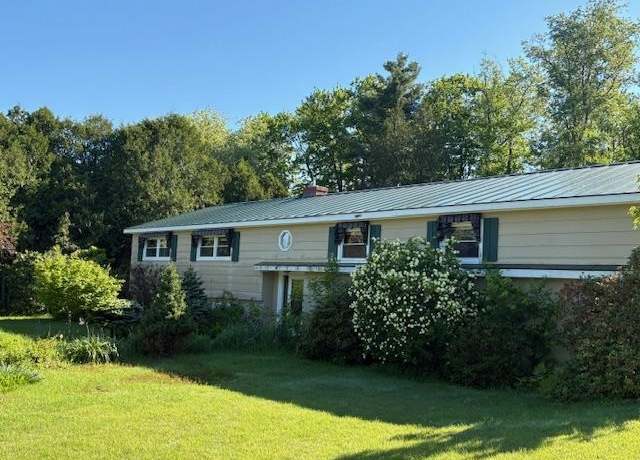 Property at 16 Laverne Dr, Rutland City, VT 05701, 4 beds, 3 baths