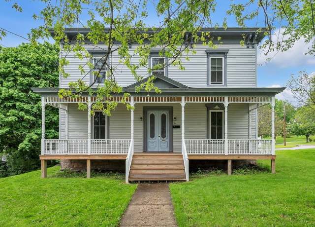 Property at 65 Congress St, St. Albans City, VT 05478, 5 beds, 4 baths