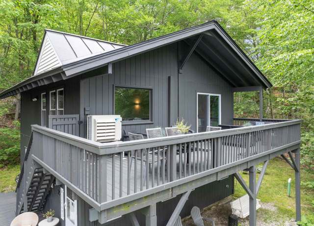 Property at 25 Hilltop Dr, Newbury, NH 03255, 3 beds, 1.5 baths