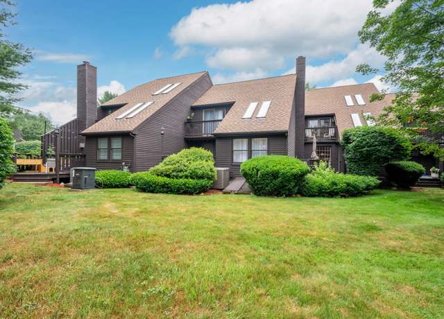 Property at 26 Stacey Cir, Windham, NH 03087, 2 beds, 2.5 baths
