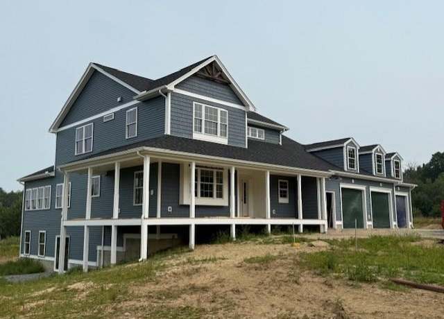 Property at 137 Snow Pond Rd, Concord, NH 03301, 3 beds, 2.5 baths