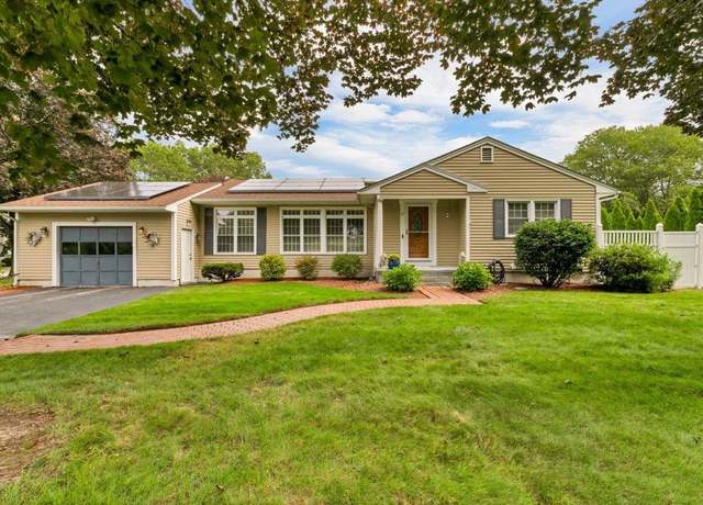 Property at 37 Saint Laurent St, Nashua, NH 03064, 2 beds, 2 baths
