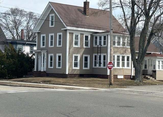 Property at 319 Portland St, Rochester, NH 03867, 3 baths