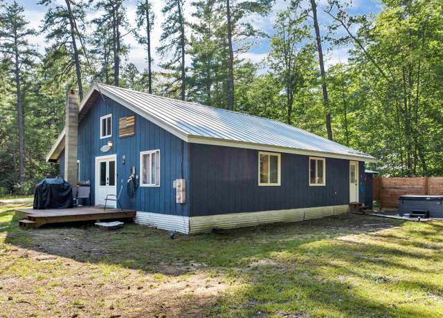 Property at 48 South Way, Tamworth, NH 03886, 3 beds, 2 baths
