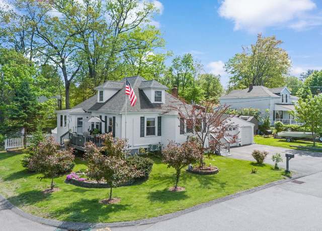 Property at 29 Warren Ave, Goffstown, NH 03045, 3 beds, 1.5 baths