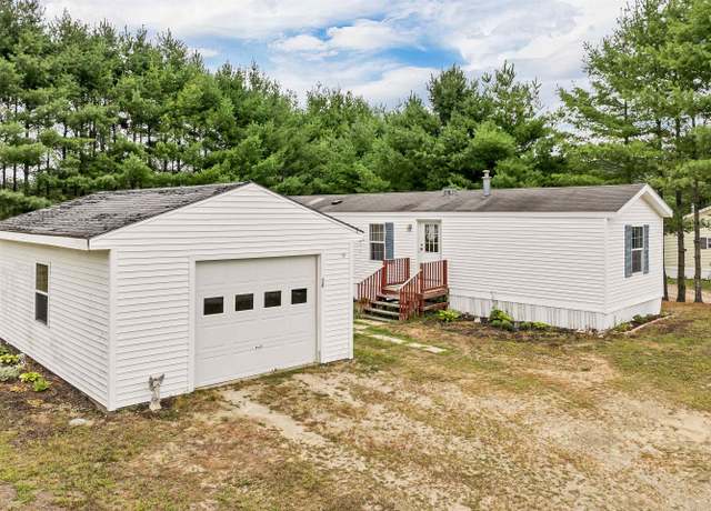 Property at 14 Glen Way, Newport, NH 03773, 2 beds, 2 baths