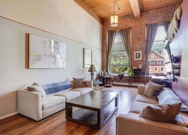 Property at 125 Main St #70, Newmarket, NH 03857, 1 bed, 1 bath