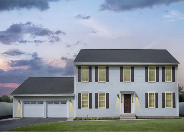 Property at 1 Hayden St, Nashua, NH 03060, 3 beds, 2.5 baths