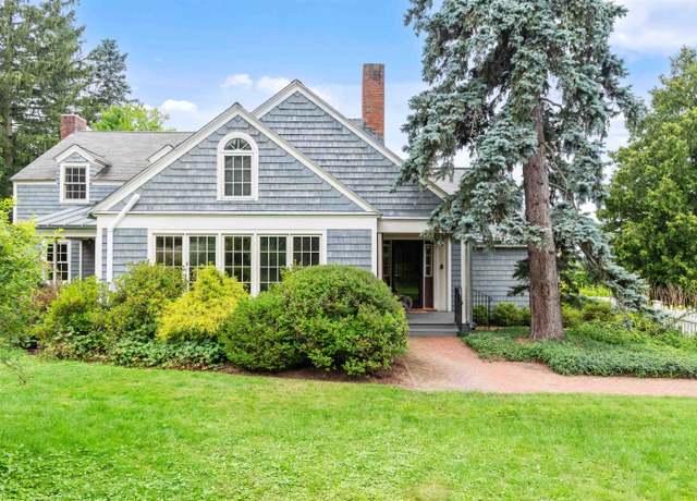 Property at 1 Juniper Ter, Burlington, VT 05401, 4 beds, 3.5 baths