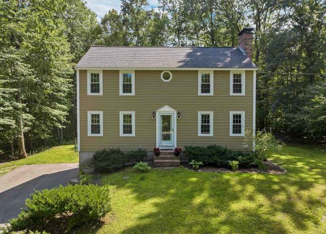 Property at 30 Lexington Dr, Hampstead, NH 03841, 3 beds, 1.5 baths