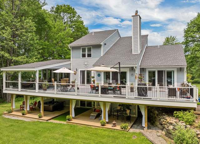 Property at 52 Meadow Ln, Belmont, NH 03220, 4 beds, 2.5 baths
