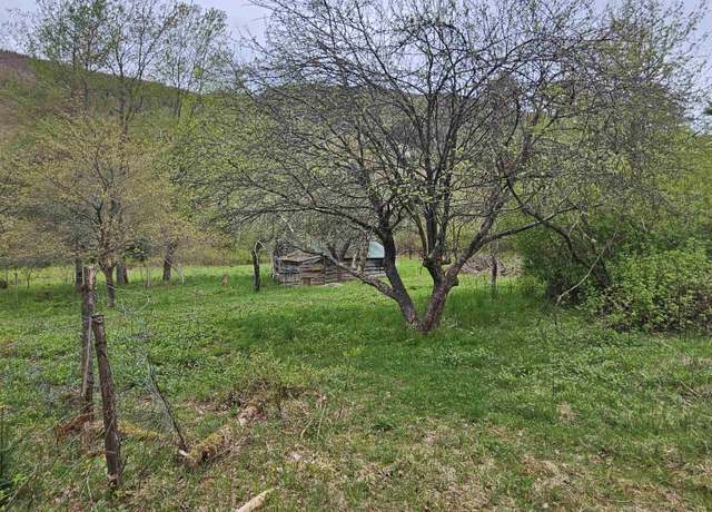 Property at 1953 2 Lapland Rd Lot 2, Waterville, VT 05492