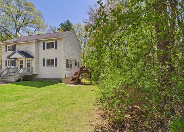 Property at 8 Lincoln Dr Unit B, Hooksett, NH 03106, 2 beds, 1.5 baths