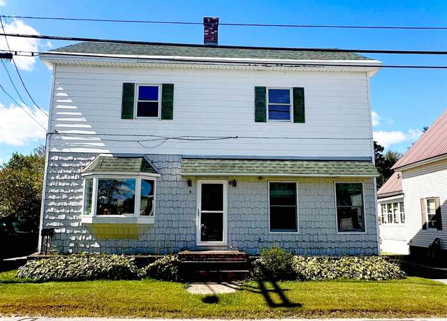 Property at 42 Rich St, Northumberland, NH 03582, 6 beds, 1.5 baths