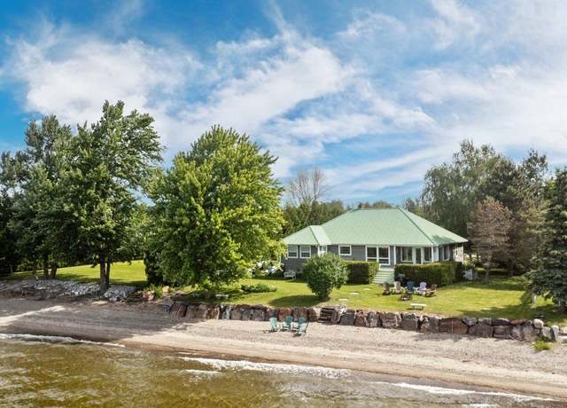 Property at 16 Mott South St, Alburgh, VT 05440, 3 beds, 2 baths