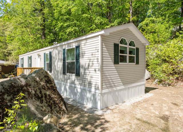 Property at 10 Fullam Cir, Allenstown, NH 03275, 2 beds, 1 bath