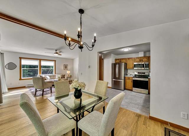 Property at 26 Chippendale Dr, Sunapee, NH 03782, 3 beds, 2 baths