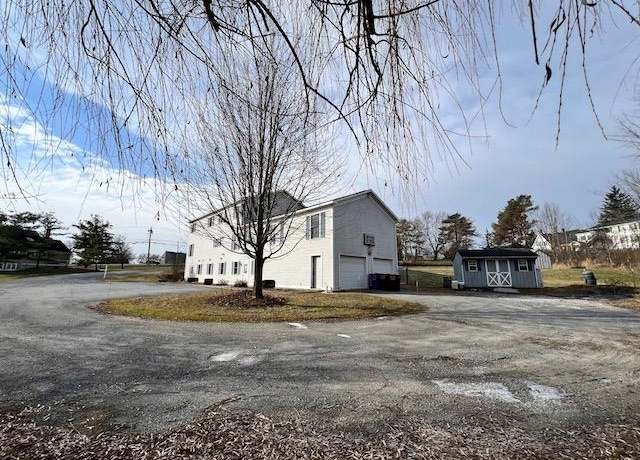 Property at 103 Court St, Middlebury, VT 05753, 5 beds, 3.5 baths