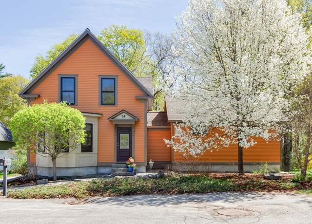 Property at 14 1st St, Concord, NH 03301, 2 beds, 1.5 baths